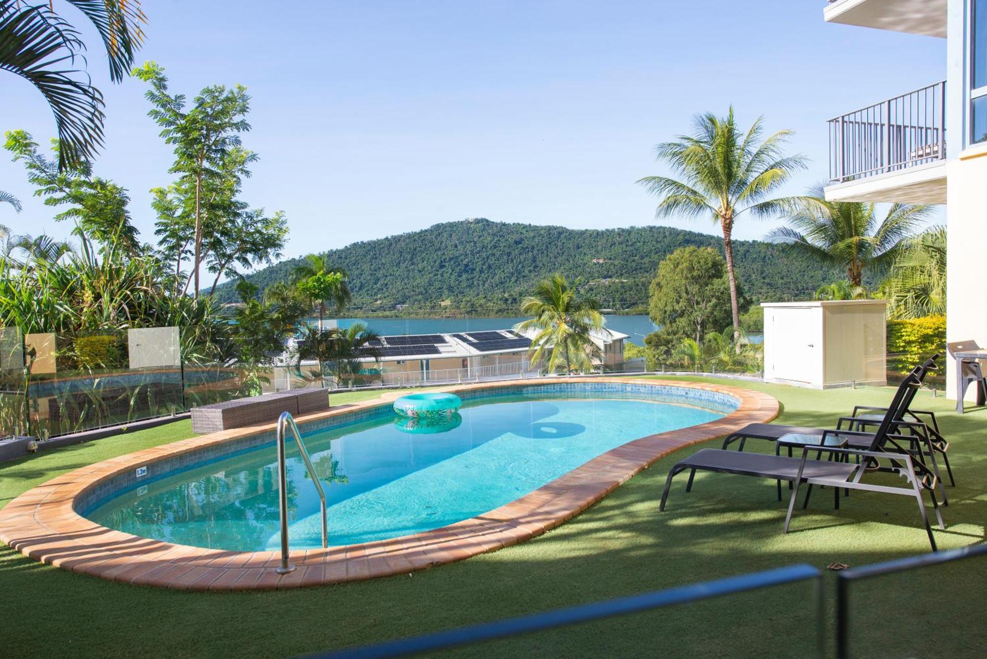 Coral Sea Vista Apartments Airlie Beach Exterior foto