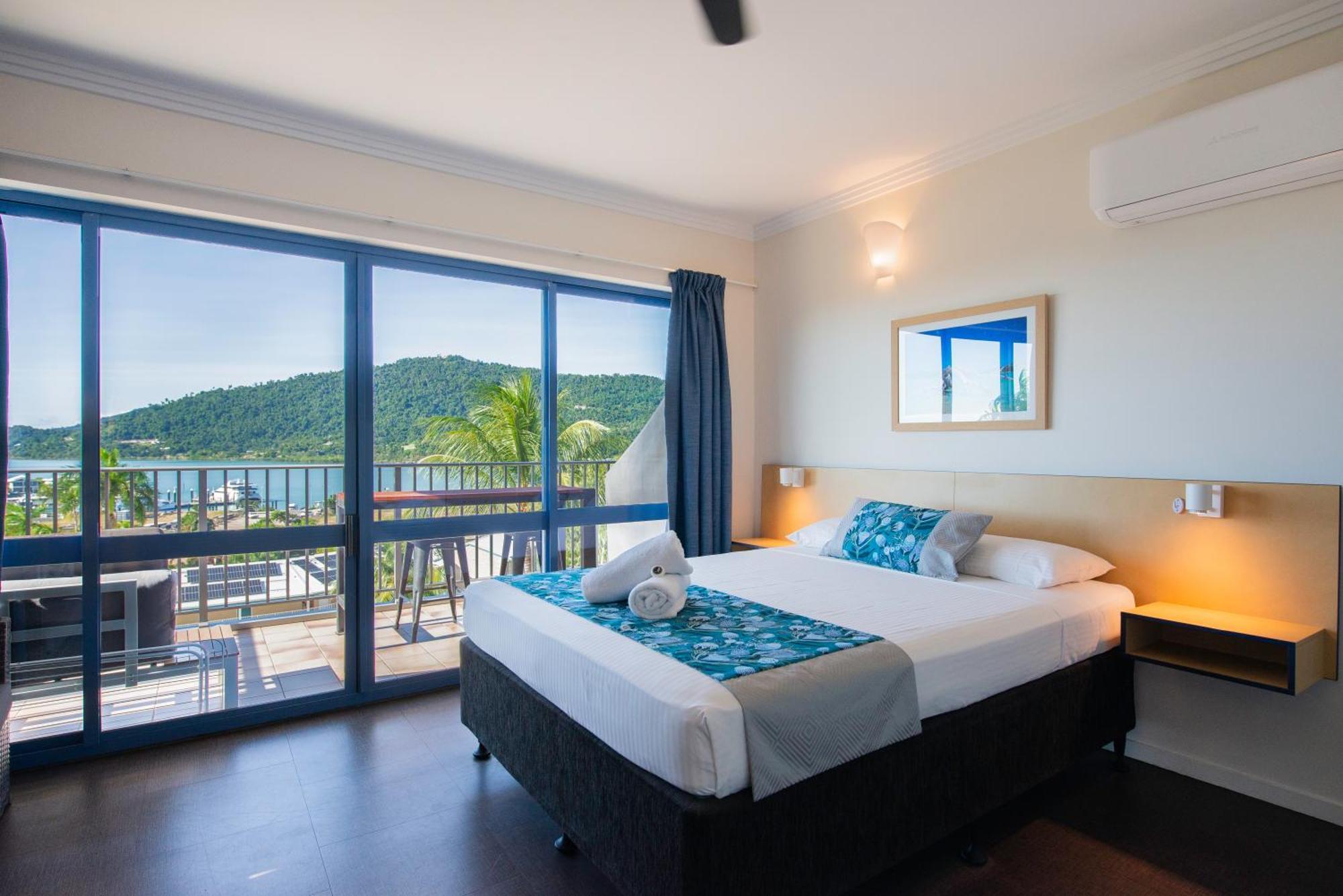 Coral Sea Vista Apartments Airlie Beach Exterior foto