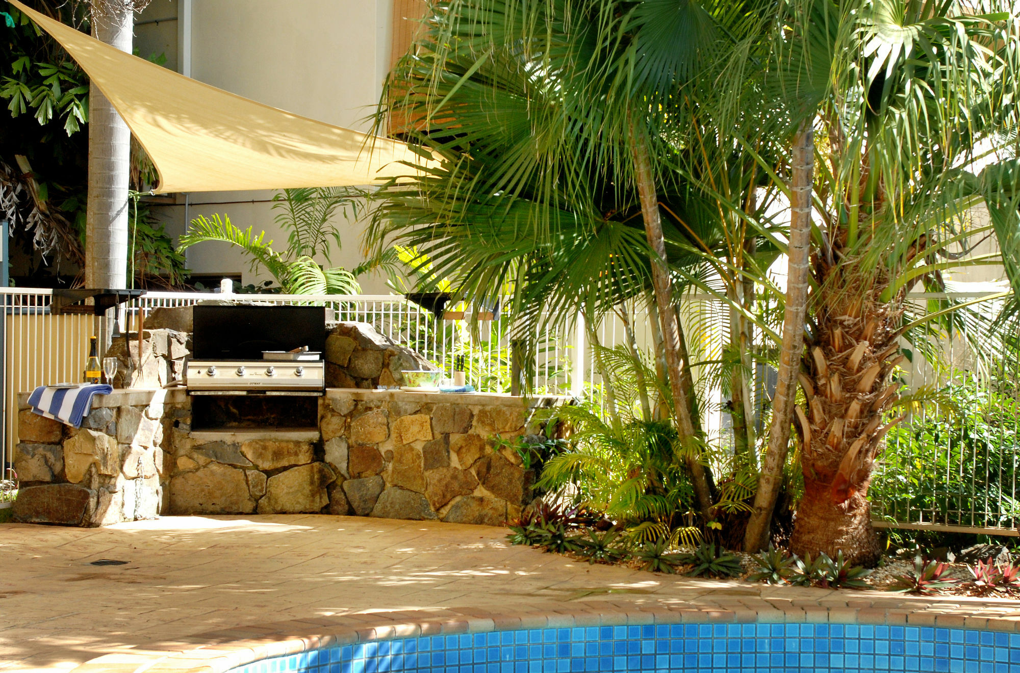 Coral Sea Vista Apartments Airlie Beach Exterior foto